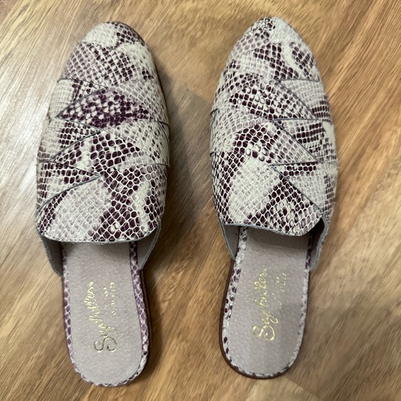 Seychelles Leather Mules - Picture 2 of 8